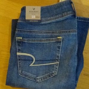NWT American Eagle Kick Boot Jean - 10 S